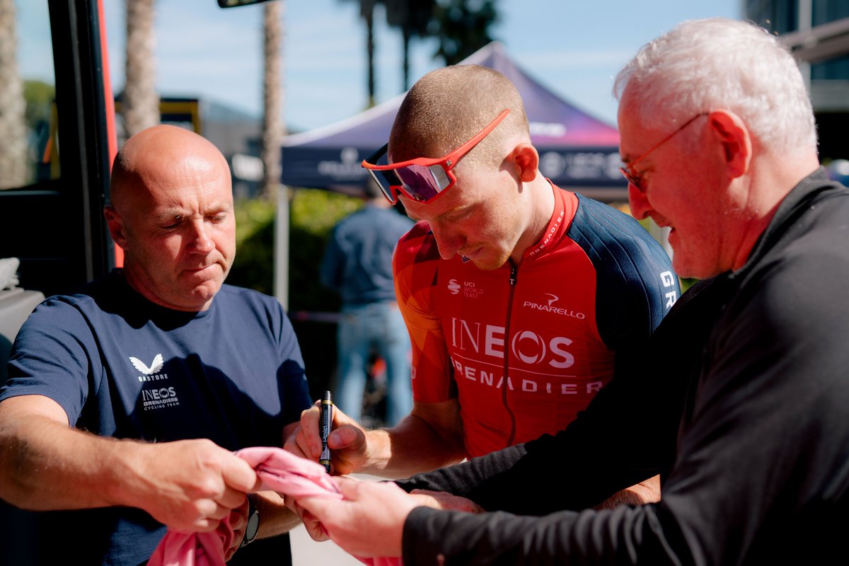 We're racing on and off-road today so here are all the main timings you'll need (BST):

11:00 <a href="/FERRANDPREVOT/">PFP</a>'s XCO race
11:30 #Giro stage two start + 📺💻 coverage
13:15 <a href="/tompidcock/">Tom Pidcock</a>'s XCO race
16:26 Giro stage two finish 🏁