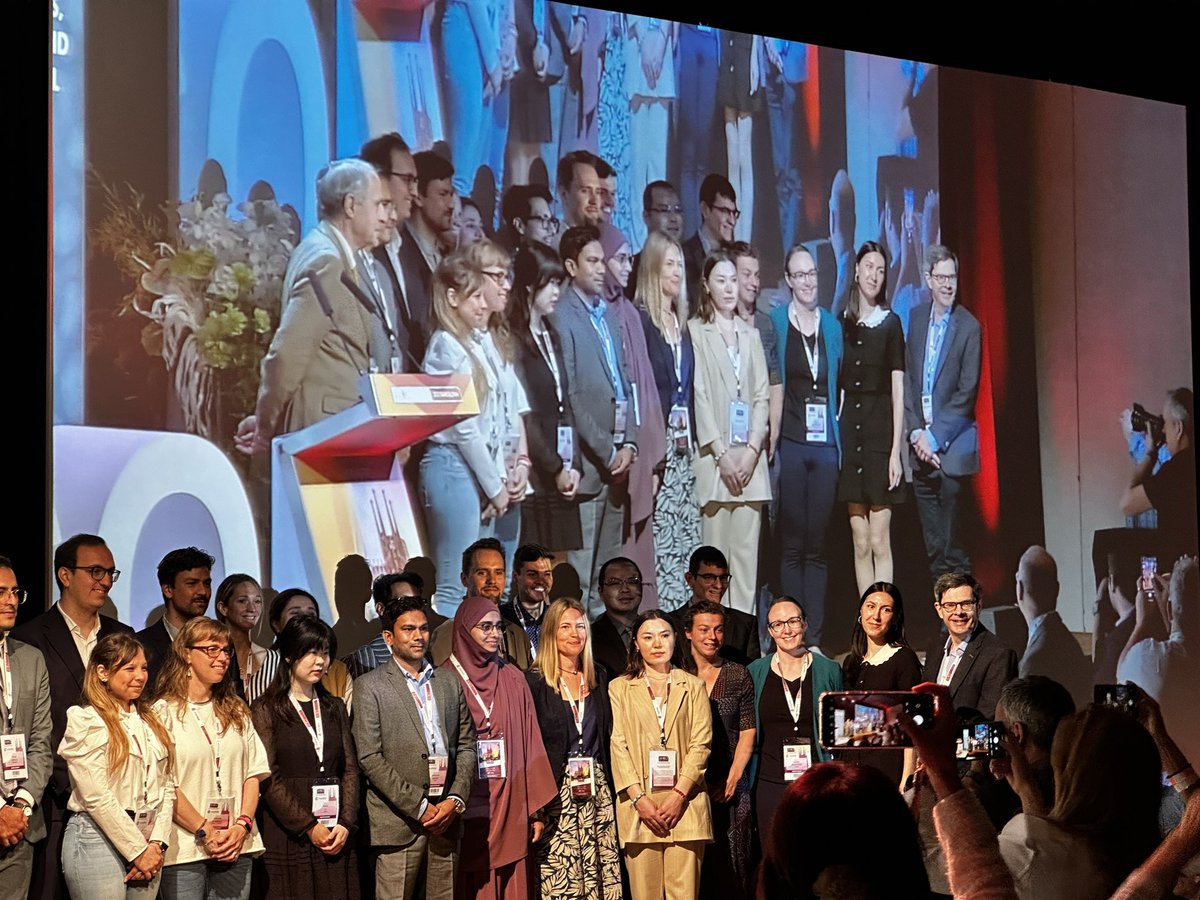 MRCLEC (@mrc_leu) on Twitter photo Congratulations to Stefania D’Angelo, Lucy Gates, and <a href="/LeoWestbury1/">Leo Westbury</a> for receiving the ESCEO-IOF Young Investigator Awards at the #osteocongress #WCOBarcelona <a href="/iofbonehealth/">Osteoporosis IOF</a> <a href="/UoS_Medicine/">Southampton Medicine</a> Congratulations to Stefania D’Angelo, Lucy Gates, and <a href="/LeoWestbury1/">Leo Westbury</a> for receiving the ESCEO-IOF Young Investigator Awards at the #osteocongress #WCOBarcelona <a href="/iofbonehealth/">Osteoporosis IOF</a> <a href="/UoS_Medicine/">Southampton Medicine</a>