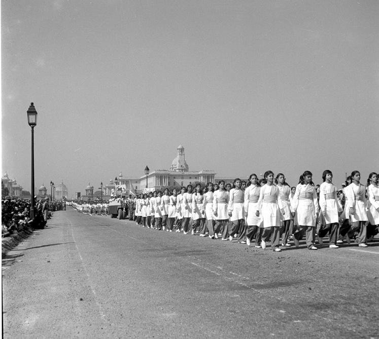 indianhistorypics on Twitter "1952 Girls Doing March Past In