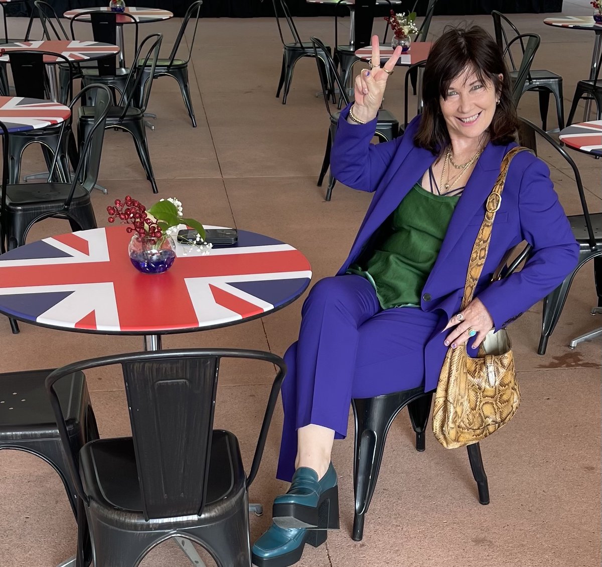 Kathy Valentine tweet media