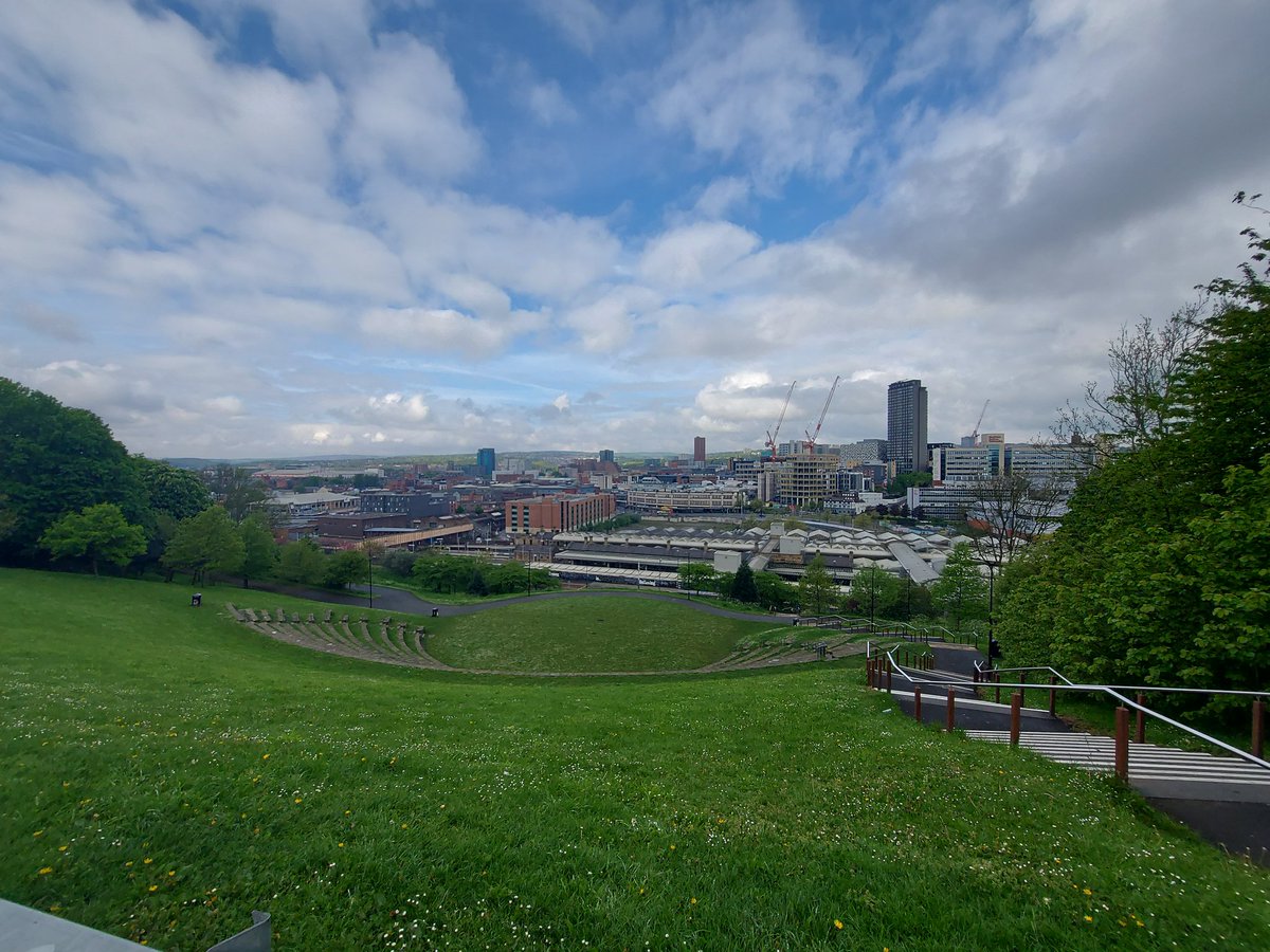 A day of walking and pubs later #sheffield @SteamYard