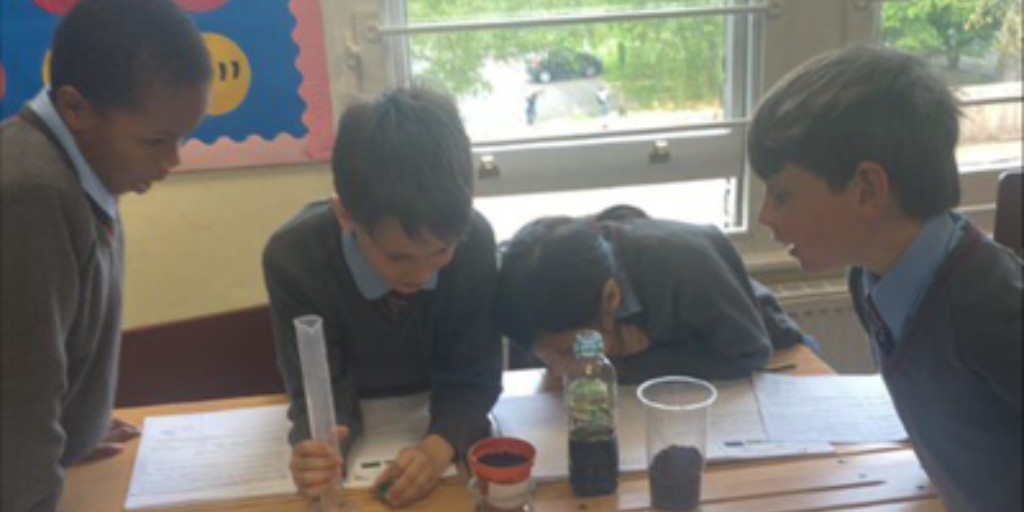 OakfieldPrep's tweet photo. Last week in Science Year 3 have set up an experiment to test the effects of different liquids on the growth of plants.  We are ‘watering’ radish seeds with three liquids – water, concentrated squash and coca-cola! 💦

#oakfieldprep #science #year3 #worldofopportunity https://t.co/z9OxnT8SVw