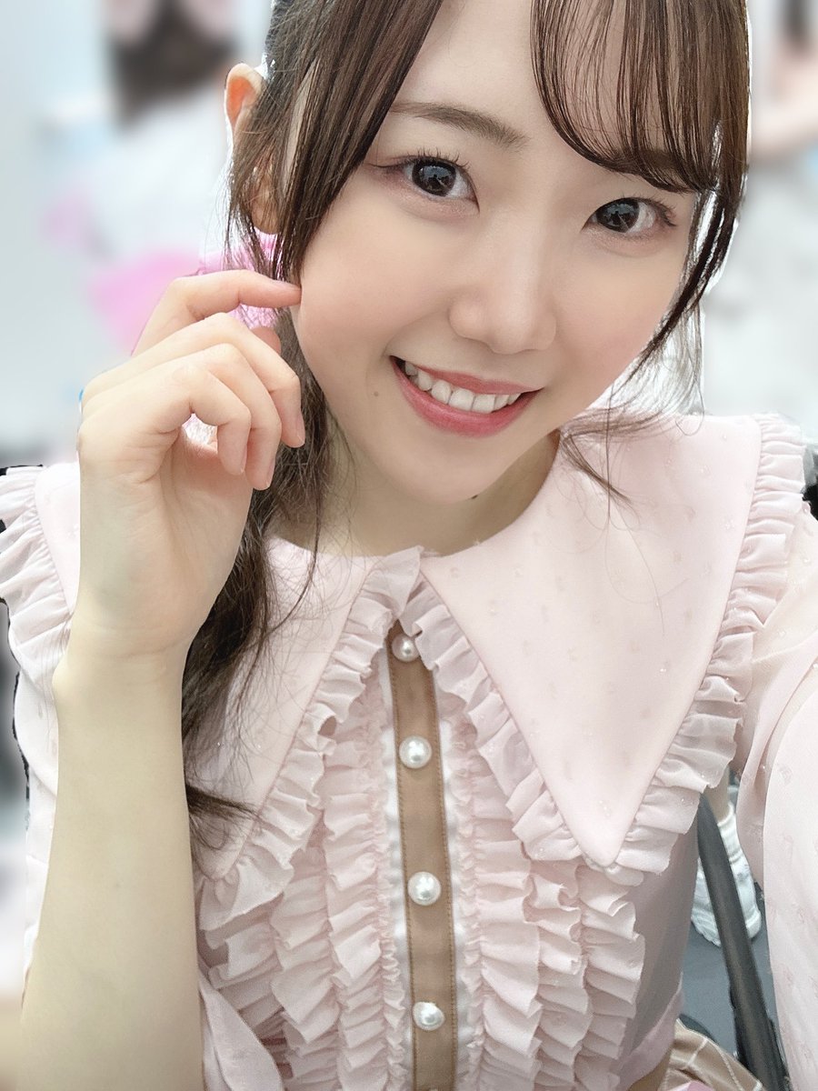 loverbwcutegirl's tweet photo. 八木玲衣さんです。

Her name is 八木玲衣

She is active in an pop idle called ロング・グッドバイ in japan

她叫 八木玲衣

她活跃于日本名为彩りロング・グッドバイ的流行音乐组

＃ロング・グッドバイ　@dmp_rei　＃八木玲衣
＃モデル　＃グラビア　＃アイドル　＃かわいい https://t.co/UYtASdwLtT