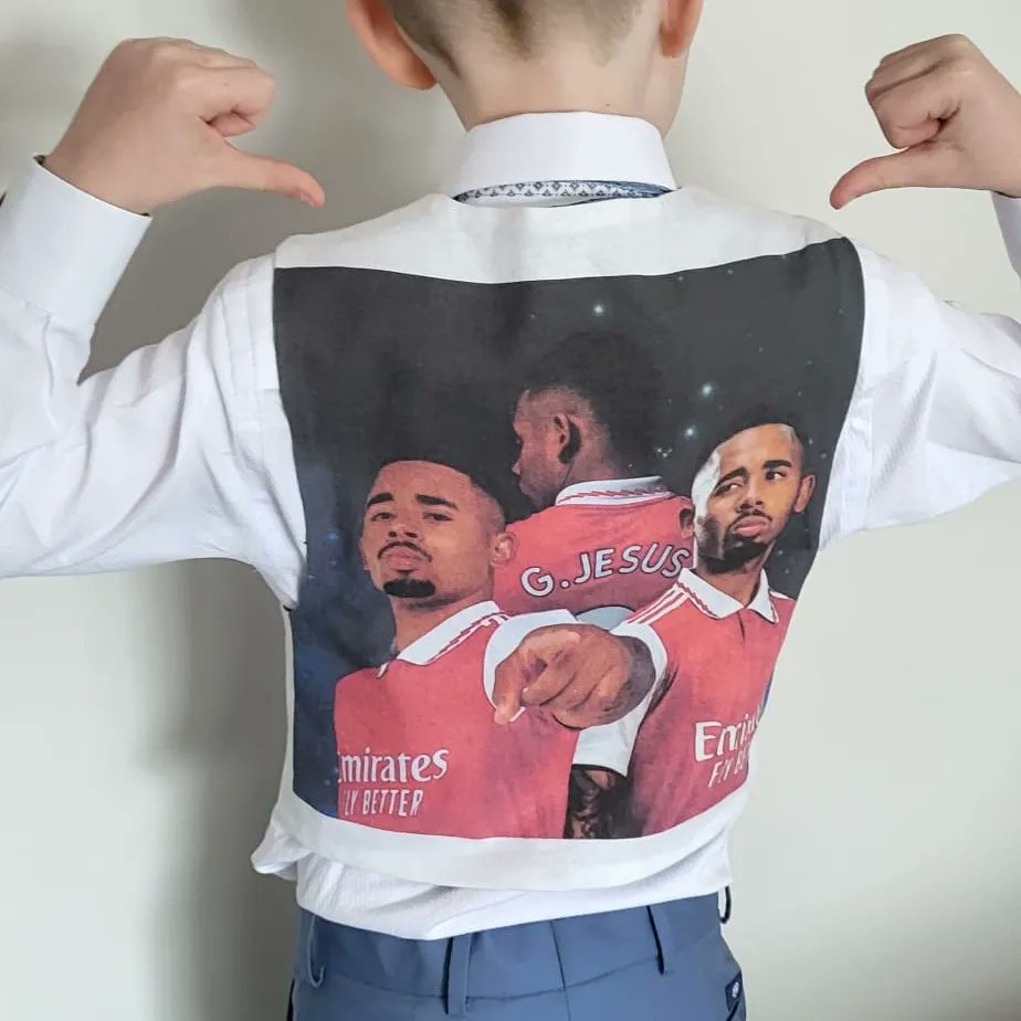 damianpeelo's tweet photo. Happy out with his design @Arsenal @gabrieljesus9 https://t.co/gkNR0DZgSJ