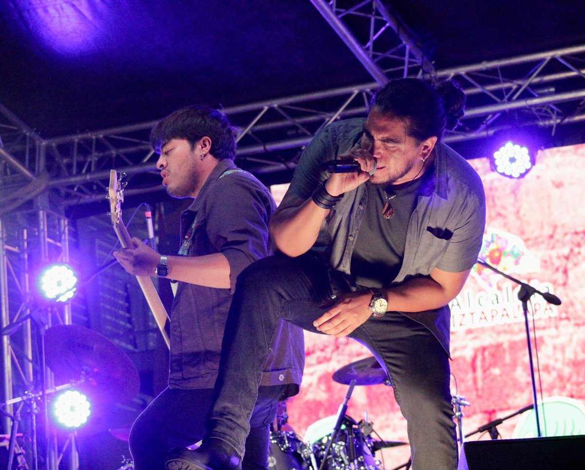Capital21_Tv's tweet photo. 🔥💃🏽 Así se vivió la gala de #MDB Música de barrio: urbano en 📍Barco Utopía de la @Alc_Iztapalapa.

Bailamos con el flow de @mishadinero, la Dra. Nath Hype y Yamdeath, @MENTAdoTwit, @Herederoland, @Cambrujo1 y @zircksaucedo  🔥 https://t.co/Q1HfnsqPzz