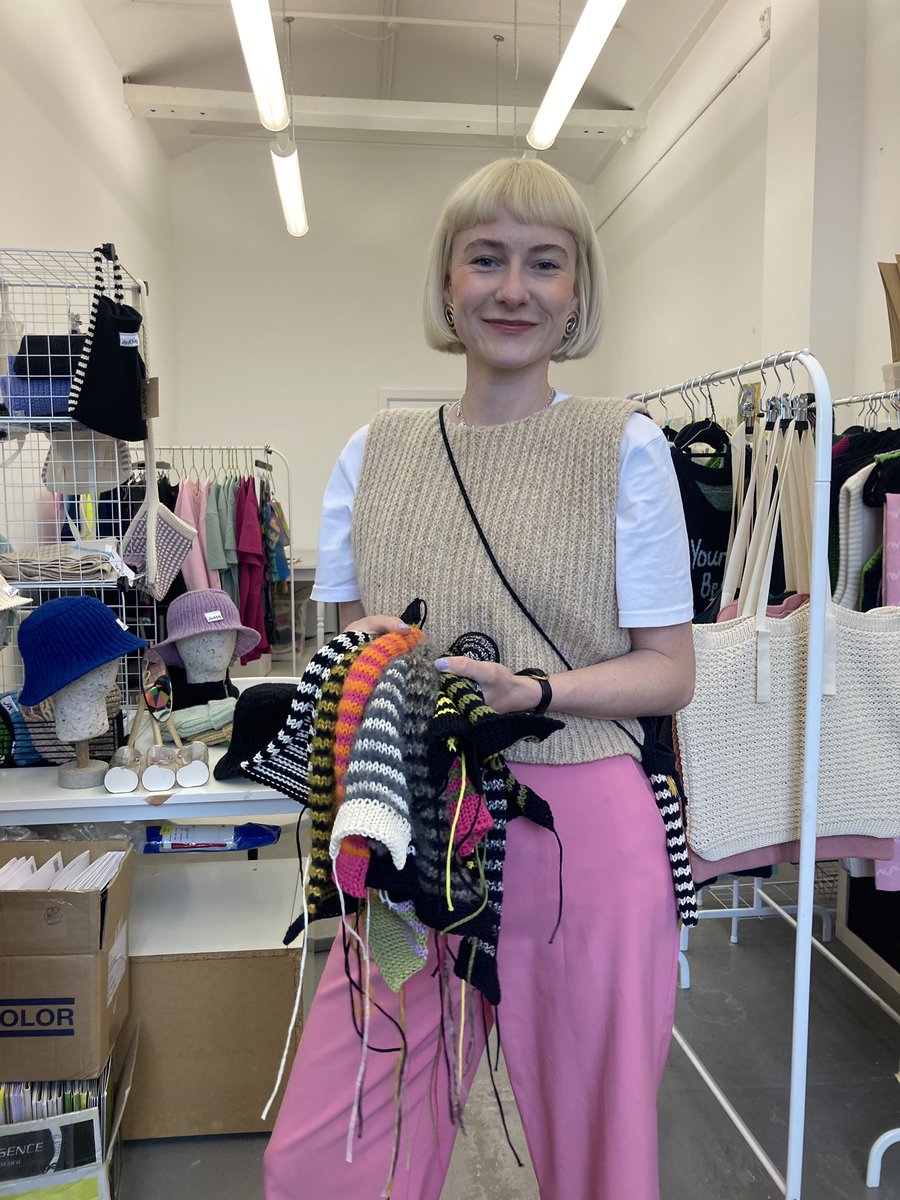 LouiseKirby_'s tweet photo. Support local creatives, come along today (Sunday 7th May) 
Wasps Open Studios
11am - 4pm

📍Meadow Mill, West Henderson’s Wynd, Dundee, DD1 5BY https://t.co/CTmZM27gWY
