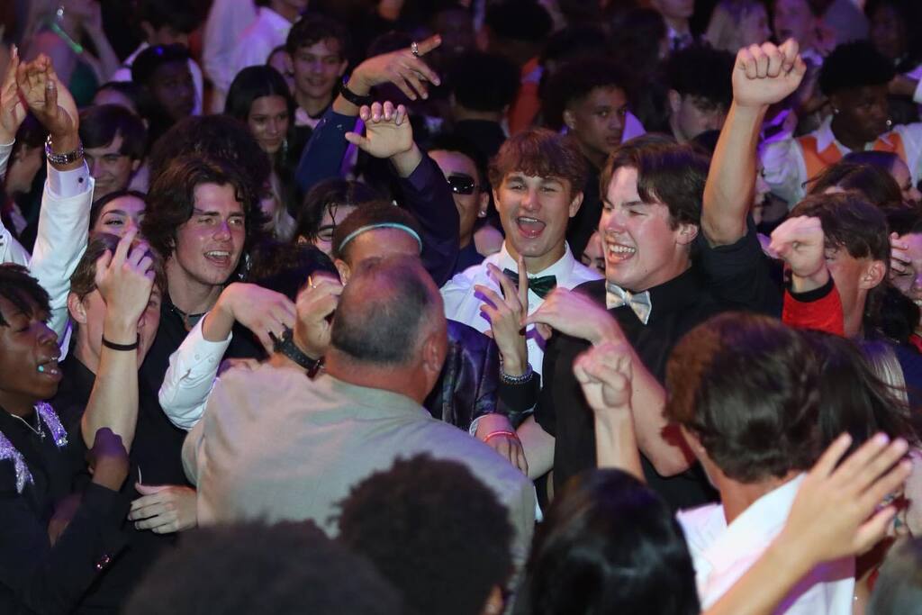 GHS Prom ‘23! instagr.am/p/Cr7YylFA-kZ/