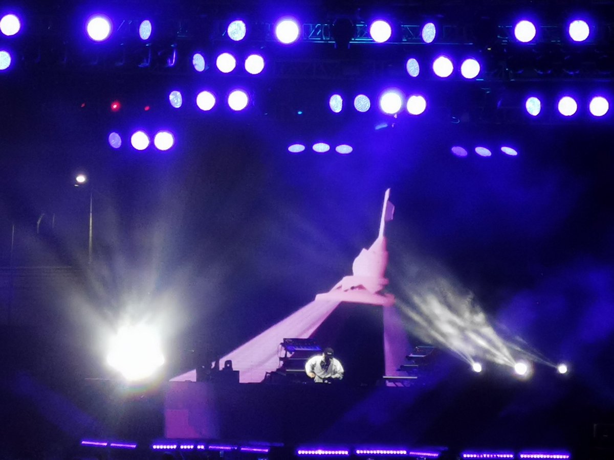 Kenneth 🐷🐺 tweet media