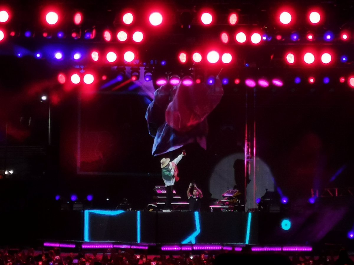 Kenneth 🐷🐺 tweet media