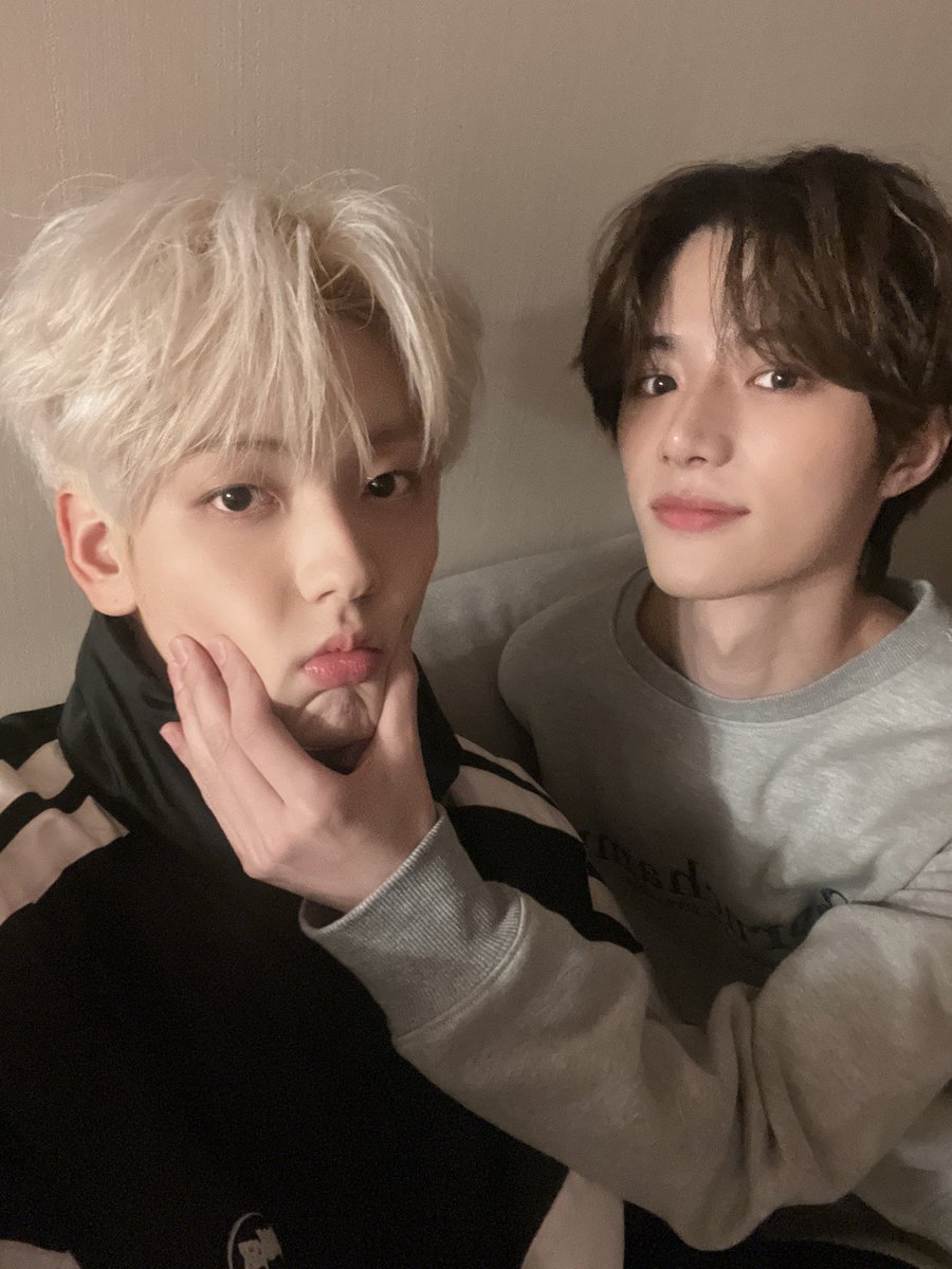 all4sright's tweet photo. 오라 달콤한 아랍두부여 https://t.co/ykYL8kxxgC
