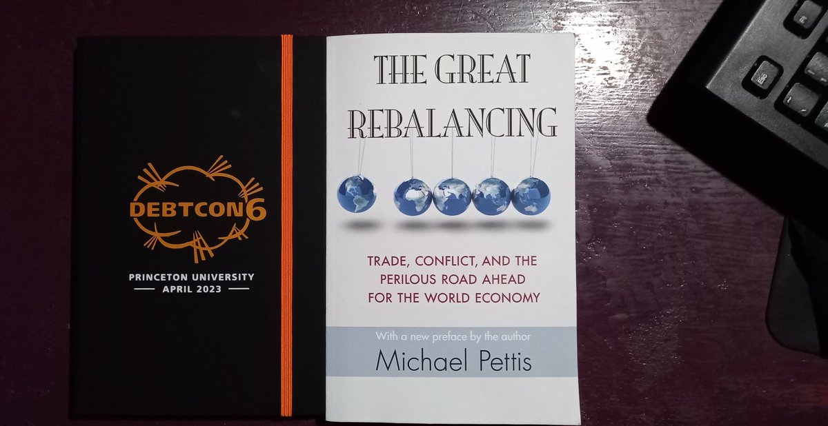 ThilinaKalhara's tweet photo. Co-author @UmeshMoramudali returned from #DebtCon6 bearing gifts 😃 https://t.co/zYkoQxMcyG