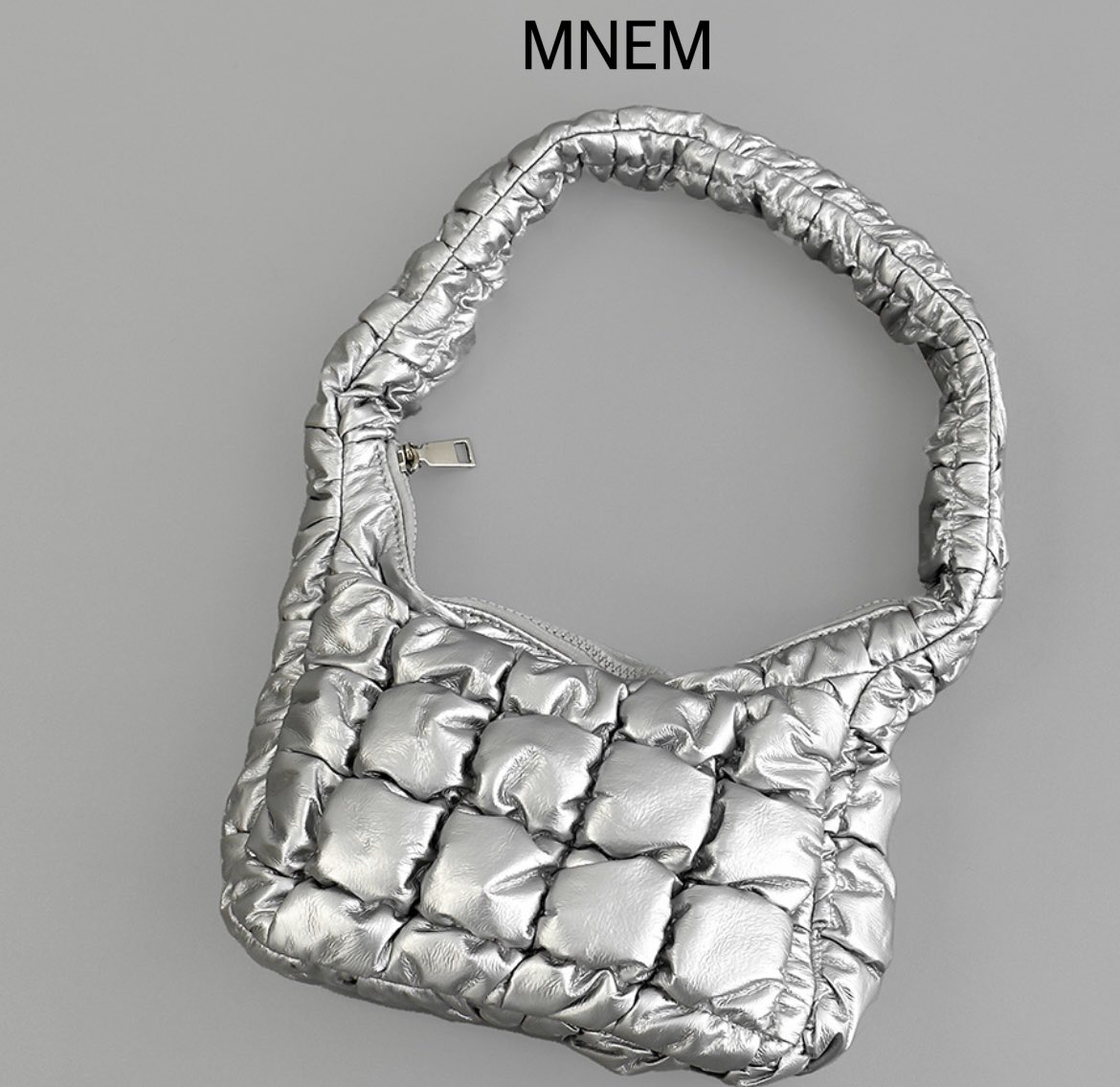 iisisxx_'s tweet image. #พร้อมส่ง ปล่อยต่อ กระเป๋า แบรนด์ #mnem สภาพใหม่มาก ใช้ครั้งเดียว

💵 690
📮j&amp;amp;t60/flash80

💬🅳🅼/🅛🅘🅝🅔:@𝙞𝙞𝙨𝙞𝙨𝙭𝙭 

📌มือ2 งดต่อราคา
ขอคนชิคๆ ชิลๆ ไม่จุกจิก +พร้อมโอน
ซื้อง่ายขายคล่องค่ะ
(iisisxx ขาย/ใส่ ของแท้ค่ะ) 
#กระเป๋าmnem #mnembag