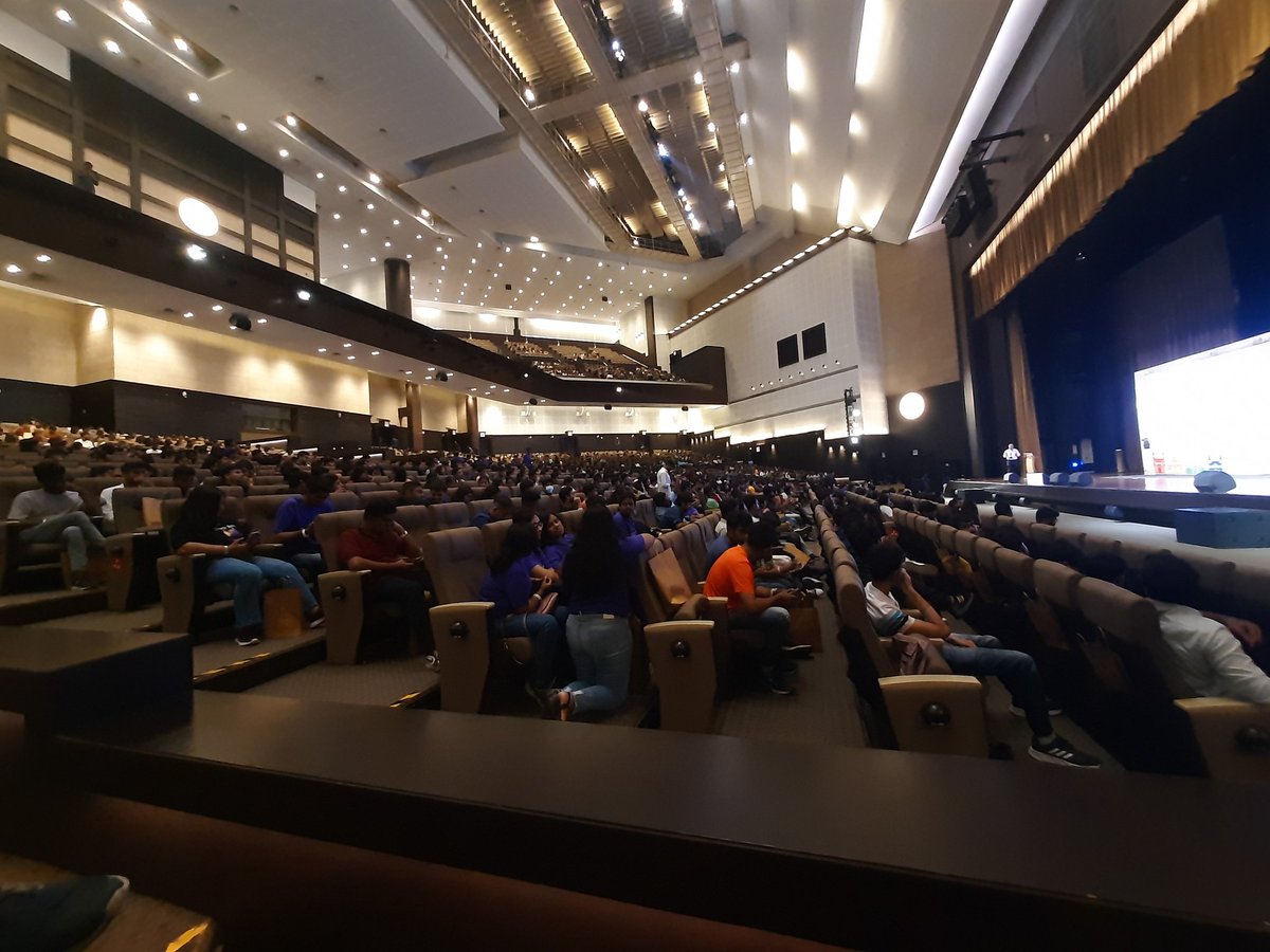 #GCCDKol23 @gdgkolkata 2700+ folks first time in any tech event in India!! Now The Largest Tech Event In India... @gdgcloudkol #Kolkata10000 #Kolkata #googlecloud #Google @xprilion