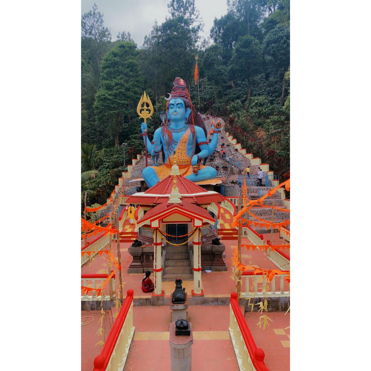 ruties4354's tweet photo. Rajarajeshwari temple #madikeri https://t.co/ZZXr0GkGpJ