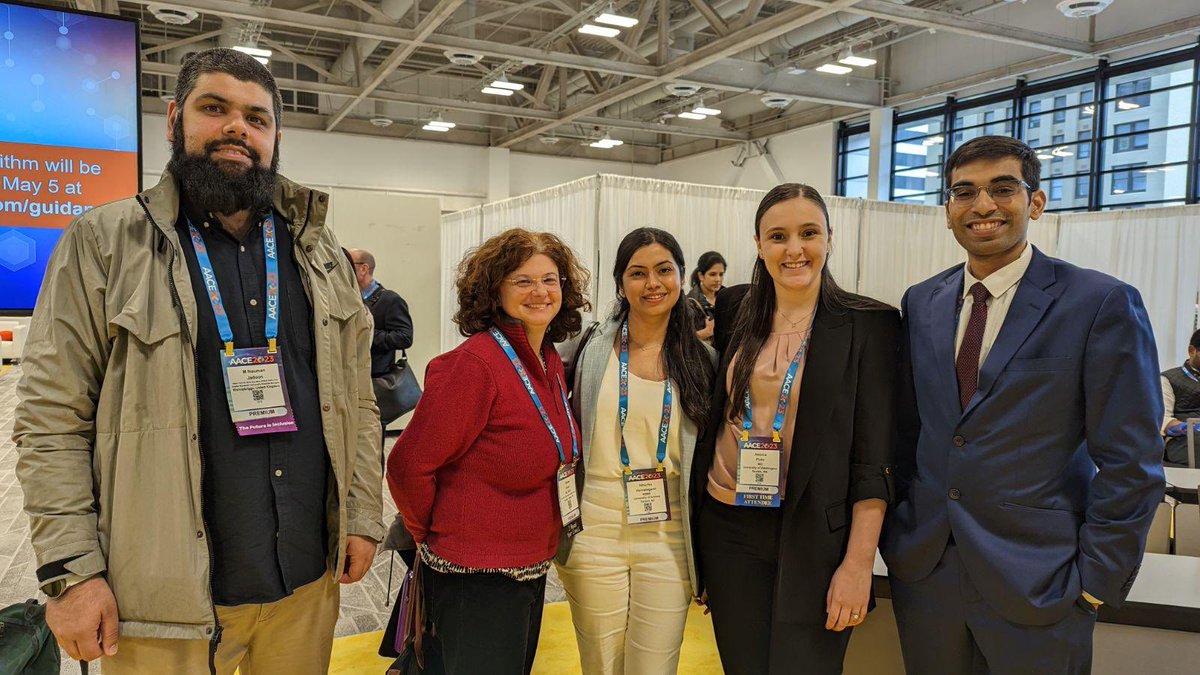 niharikav211's tweet photo. Day 2 @WeAreAACE:
Amazing lecture on the history of insulin by Dr Hirsch, a fun fellows and program director engagement &amp; meet up session, a great thyroid ultrasound course followed by an enlightening DEI session! #weareAACE #AACE2023 https://t.co/clLbieRMOR
