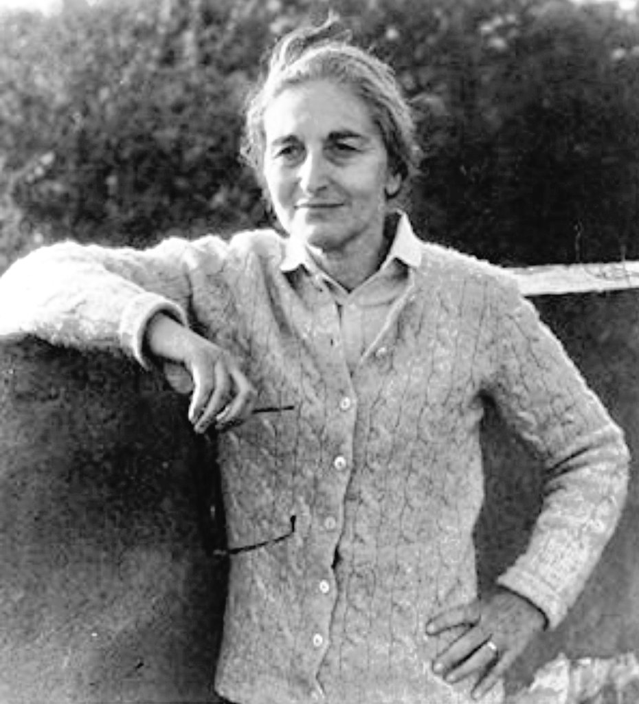 Letnapark's tweet photo. Ruth #Prawer #Jhabvala *7.5.1927 Köln, 1939 Emigration – 3.4.2013 NYC,; Drehbuchautorin (2 Oscars), mit #Merchant & #Ivory.
Romane @KlettCottaTweet
Filme u.a. Zimmer mit Aussicht; Madame Sousatzka; Mr. & Mrs. Bridge; Wiedersehen in Howards End; Was vom Tage übrig blieb... https://t.co/CXyuAsYeyA