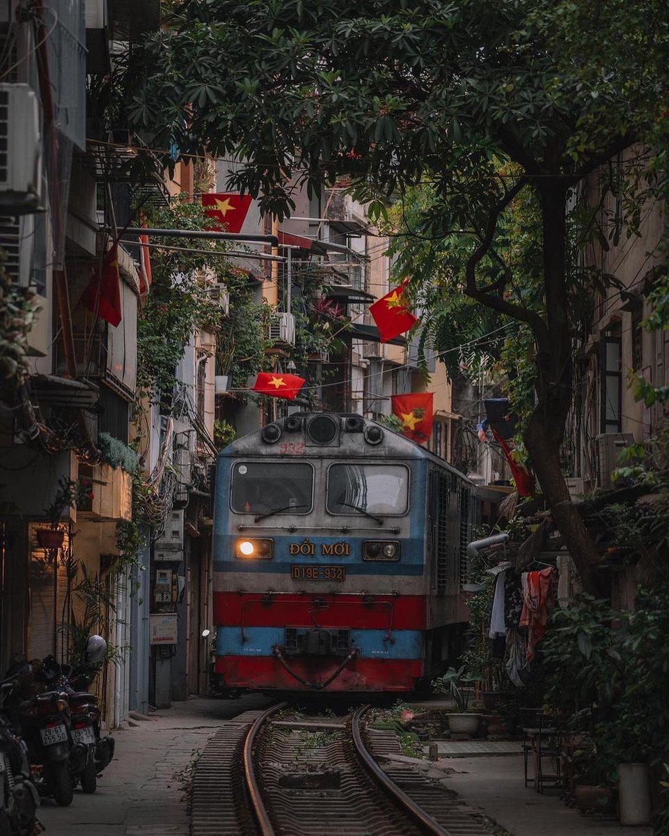 Soy_Luchick's tweet photo. Hanoi

📸 throughlucaslens https://t.co/NBY0reWQvQ