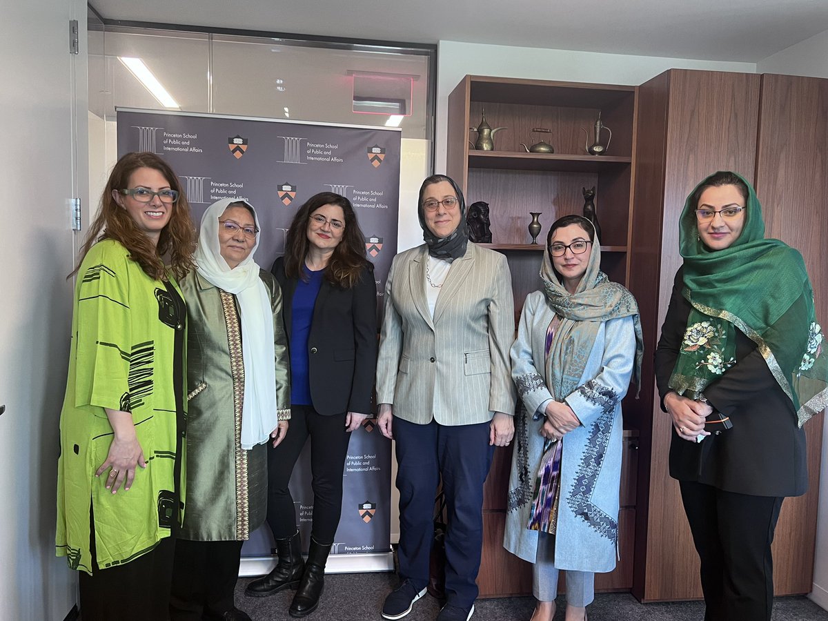 A privilege of joining the panel of Afghanistan & Iranian Women Resistance with @AdelaRaz @PrincetonSPIA @AmaneyJamal @memarsadeghi @LilyPourzand @SarabiHabiba @Princeton