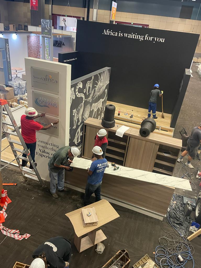 TourvestDM tweet media