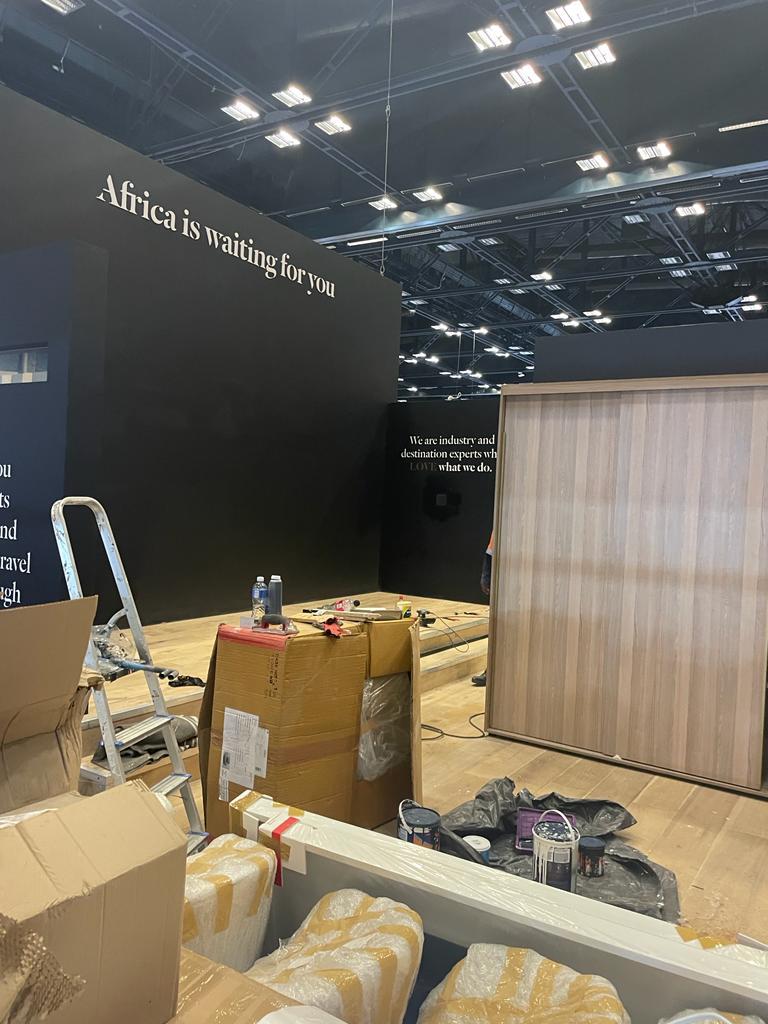 TourvestDM tweet media