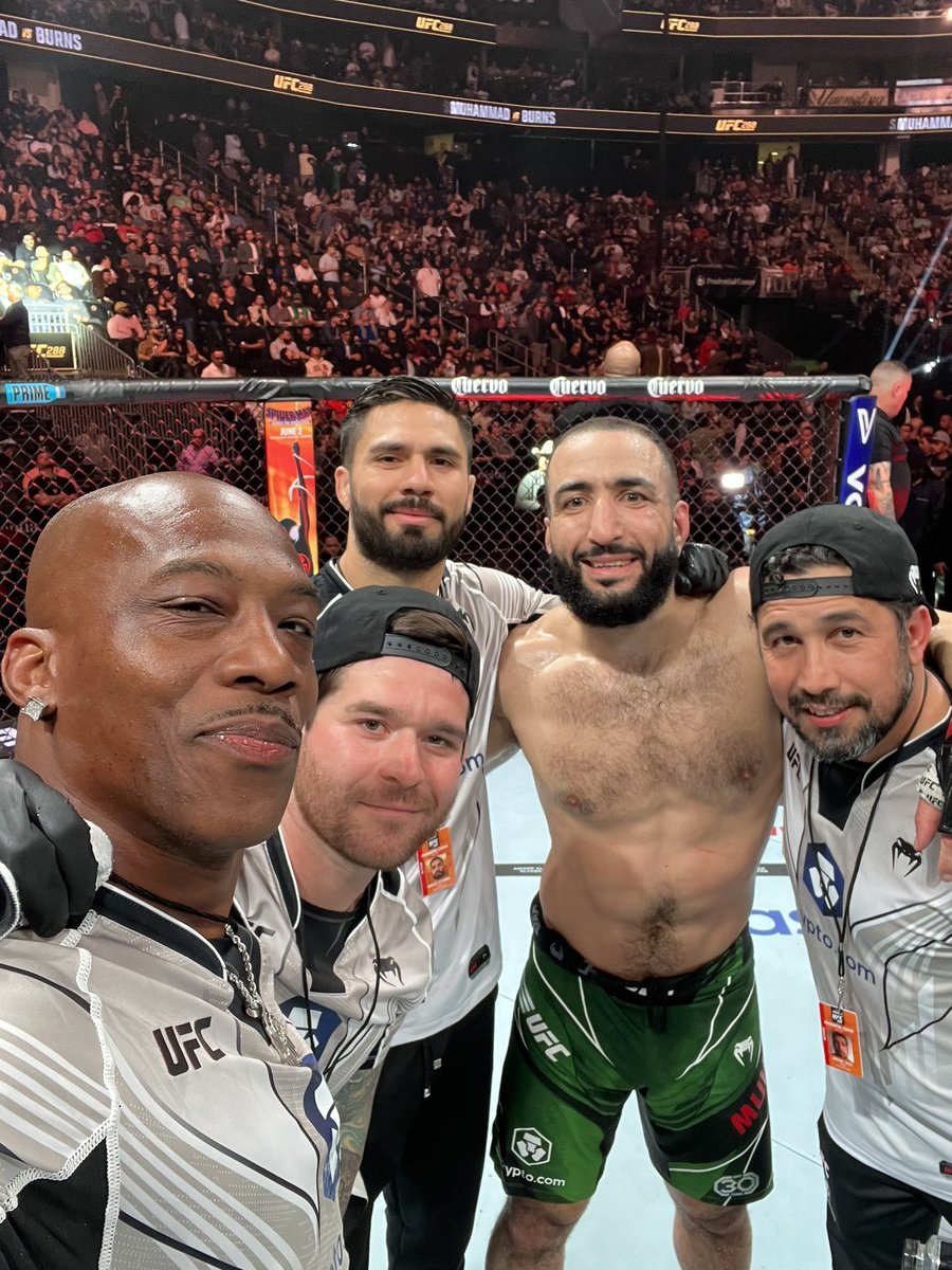 bullyb170's tweet image. Alhamdillah Thankyou God for another victory shoutout to all my team for helping get here and shoutout to all my supporters I love you all ..GOLD IS NEXT