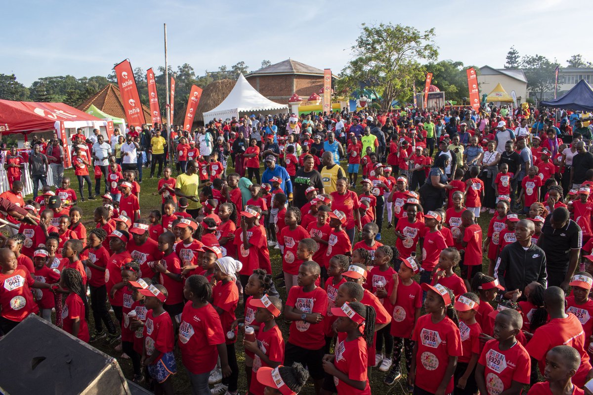 airtelmoneyug's tweet photo. Today we are at the Uganda Museum for the #KampalaKidsRun as one of the sponsors.  Join us as we run with the little ones for “Safe Drinking Water in Primary Schools.”

@japhetaritho @manoj5571 @amitkapur75 @kamaunjorogeh
@NByuma @dabirungi
#Airtel4G https://t.co/SpD0yBJDuO
