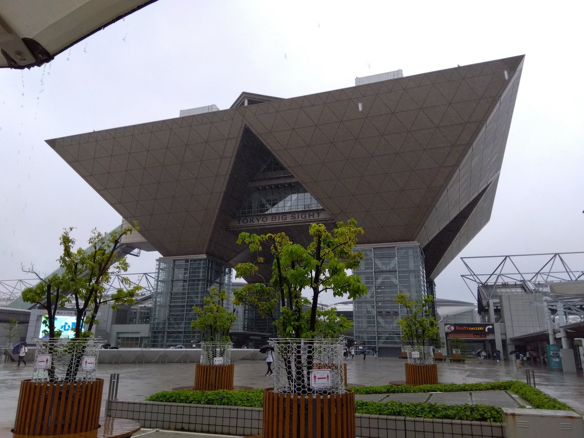 「5月例大祭終了。 雨模様の開催ではあったが東方最大級オンリーに相応しい大盛況。 」|元村人4/9サイドKOBE/迷ボクのイラスト