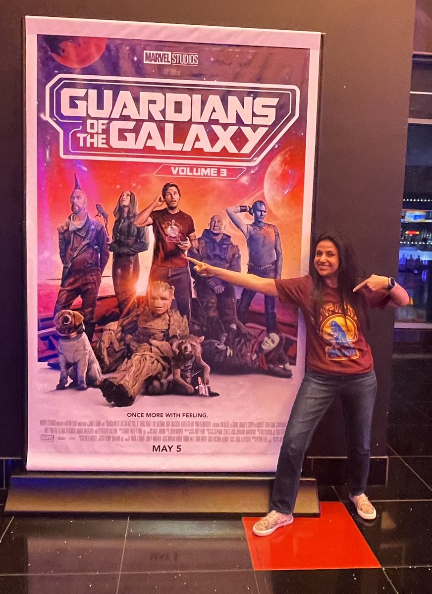SethiShirene's tweet photo. Twinning with @prattprattpratt ! Thank you @JamesGunn for the wrap gift ! Love it! #GotGVol3 #GuardianOfTheGalaxyVol3 #marvel #IamGroot https://t.co/lSLSJBMu4s
