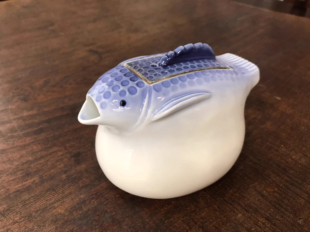 はちゃめちゃに可愛い！口からお茶を出すフグの形をした急須！！