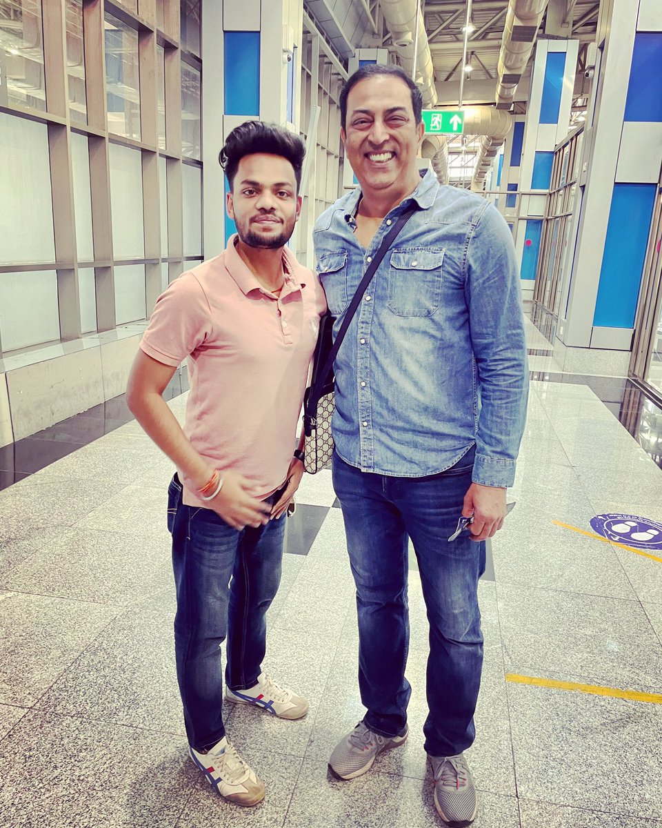 dhirajdj18's tweet photo. Wish you many many happy return of the day. Happy birthday sir 🎂❤️🙏. God bless you long life. Sir @RealVinduSingh 

.#vindusingh #vindu #artist #artistsoninstagram #artistoninstagram #actor #actorslife #actorlife #actorvijay #happybirthday https://t.co/x3SLwQXDzE
