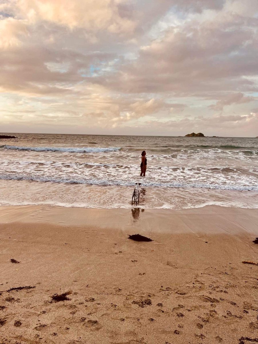 K9lee's tweet photo. The weekend concludes 7days for the month of May. Blessed to be living by the beach.
#everydayforthemonthofmay https://t.co/mJhkcVvFvF