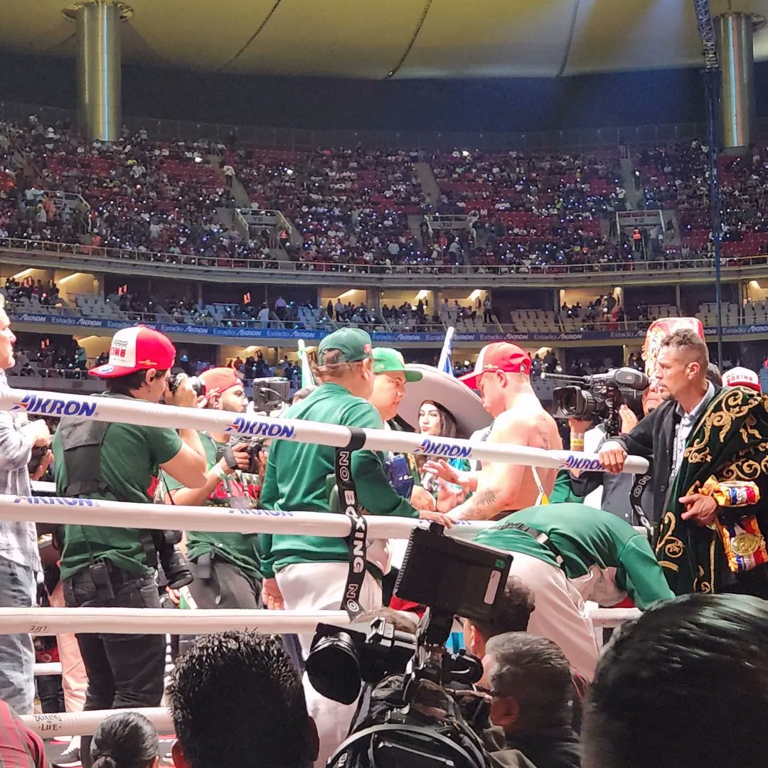 I came to Mexico. Being invited by Canelo's team, I got to watch his best fight from the VIP seat. Thanks to him and his team. God bless you. DK