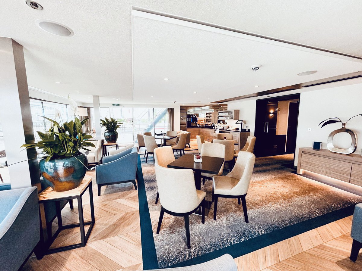 lloyd morris tweet media