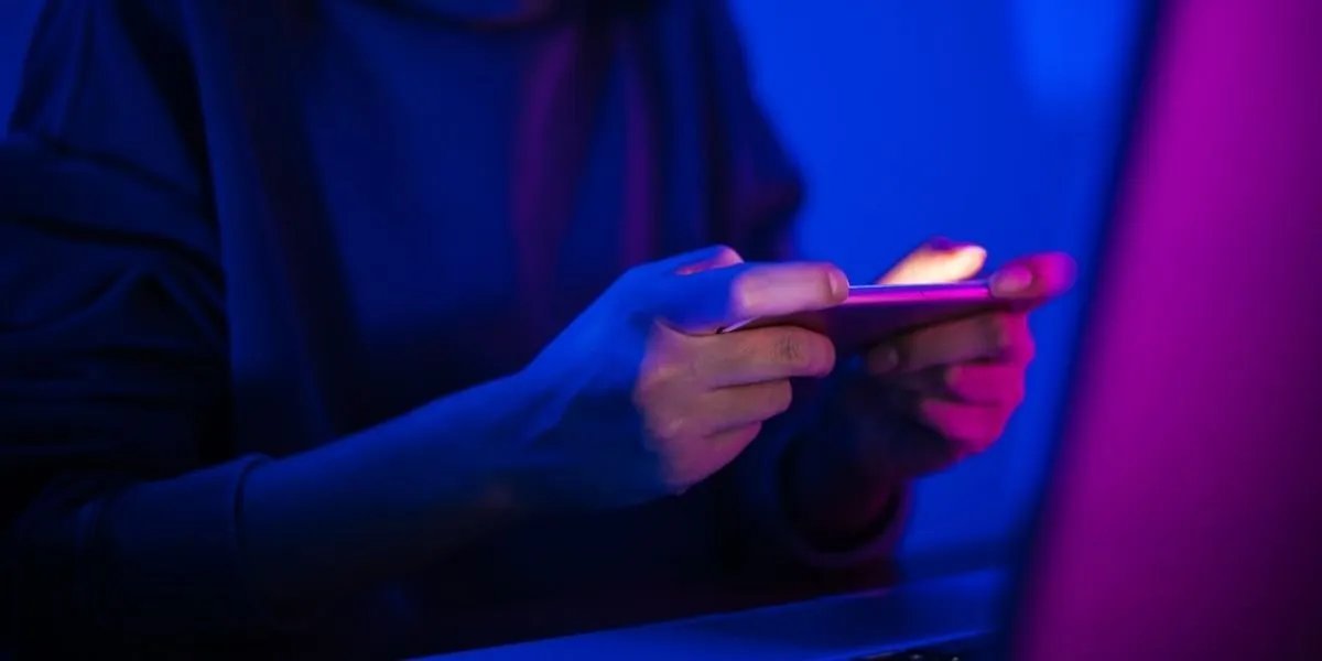 AAGamesNet's tweet image. Mobile online slots and traditional slots games offer two very different types of gambling experiences. Here is a comprehensive comparison of mobile online slots vs traditional slot games to help you make an informed decision. allaboutgames.net/general/mobile…