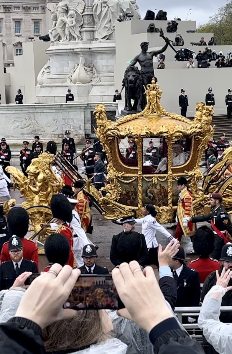 CazzaBarnes's tweet photo. So proud to be here yesterday. What a magnificent day! #GodSaveTheKing #Coronation #coronationday #patron @wwf_uk https://t.co/7V6T6l1WTo