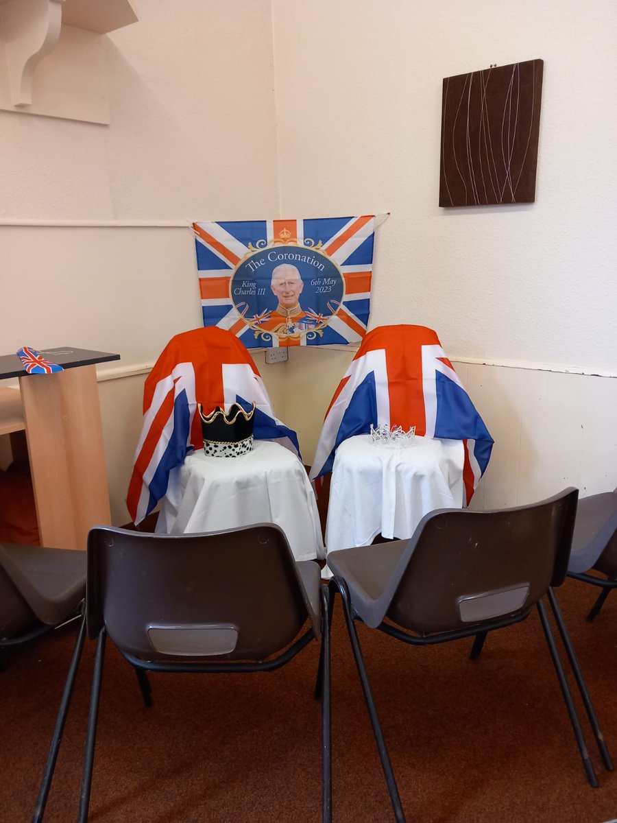 Our parish hall is looking fabulous ready for our #Coronation    Coffee and Cakes after 9.30am Mass today. #SeftonCoronation @HolyFamilyCP @ololprimary @ctksouthport @lpoolcatholic @PicCatholic @AndrewBrownEdit @seftoncouncil @Seftonhour