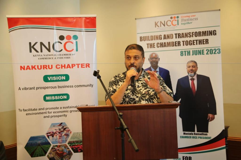 Ruto_Mustafa_23's tweet photo. Dr. Eric Ruto for Chamber President 
Ramadhan Muatafa for Chamber VP
#ChamberyetuBiasharapamoja
#teamchange
#kenyachamber
#TeamDrRutto&amp;Mustafa https://t.co/8koux32wAD