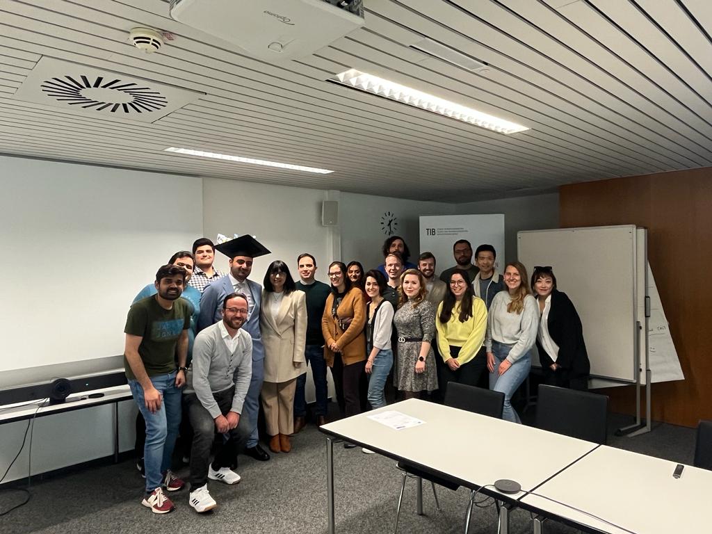 Maria-Esther Vidal 🇪🇺 🇻🇪 (@mevidalserodio) on Twitter photo On May 5th, 2023, Ahmad Sakor <a href="/Ahmad_Sakor/">Ahmad Sakor</a> successfully defended his doctoral thesis on "Knowledge Extraction from Unstructured Data" Being your advisor and working together all these years was a pleasure. Many congratulations Dr. Sakor! <a href="/TIB_SDM/">TIB SDM🇺🇦</a> <a href="/l3s_luh/">L3S Research Center @L3S_Research_Center@wisskomm</a> On May 5th, 2023, Ahmad Sakor <a href="/Ahmad_Sakor/">Ahmad Sakor</a> successfully defended his doctoral thesis on "Knowledge Extraction from Unstructured Data" Being your advisor and working together all these years was a pleasure. Many congratulations Dr. Sakor! <a href="/TIB_SDM/">TIB SDM🇺🇦</a> <a href="/l3s_luh/">L3S Research Center @L3S_Research_Center@wisskomm</a>