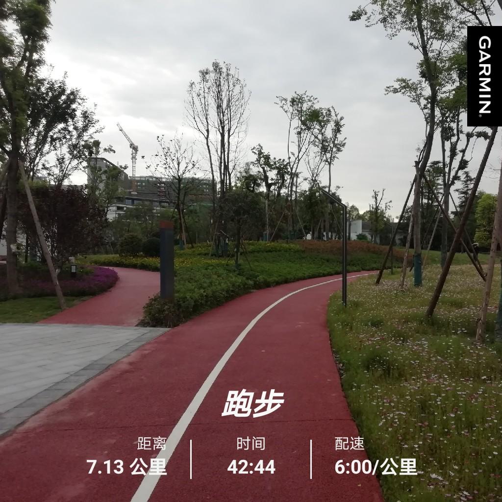 dayanging's tweet image. Running is second nature of runner, and nothing can prevent him from going out.#garmin #beatyesterday