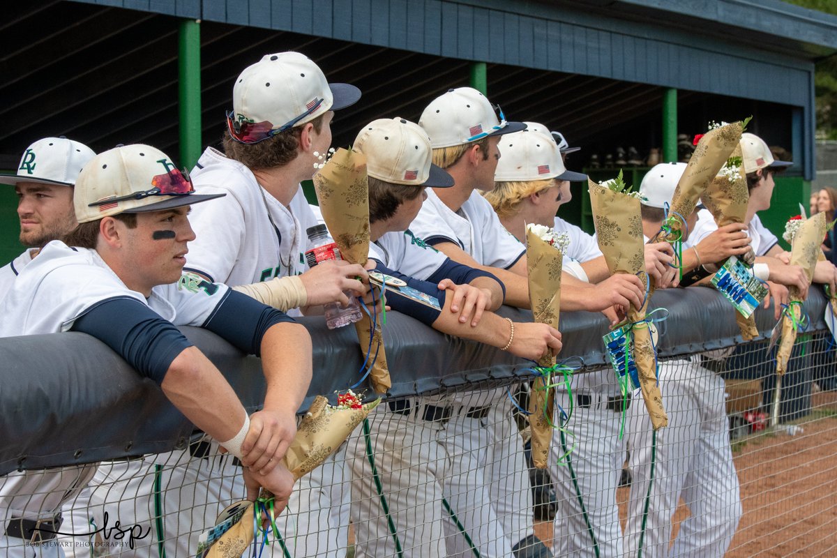 bobestew's tweet photo. Congratulations to all the @lrhs_pridebsb seniors. Good luck going forward. @langlois_tanner @adam_smith0035 @brooksbooth15 @ryanmanningg @BillyRayRutled1 @C_Lanford12 @lrhs_pridebsb @LRHSathletics 
https://t.co/UsxYL3RW2T https://t.co/cLd1Ky0zkP