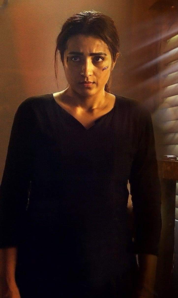 FvgrKCRX0AA_AGp?format=jpg&name=large