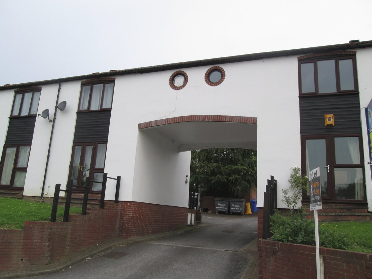 Mr_Dave_Haslam's tweet photo. #otd 7th May 1967 Pink Floyd performed at the King Mojo club in Sheffield (owned by Peter Stringfellow). The site of the venue, 555 Pittsmoor Road, is now a housing development, Firshill Mews #PinkFloyd #PeterStringfellow #Sheffield #LifeAfterDark https://t.co/LaFnXd6uoS