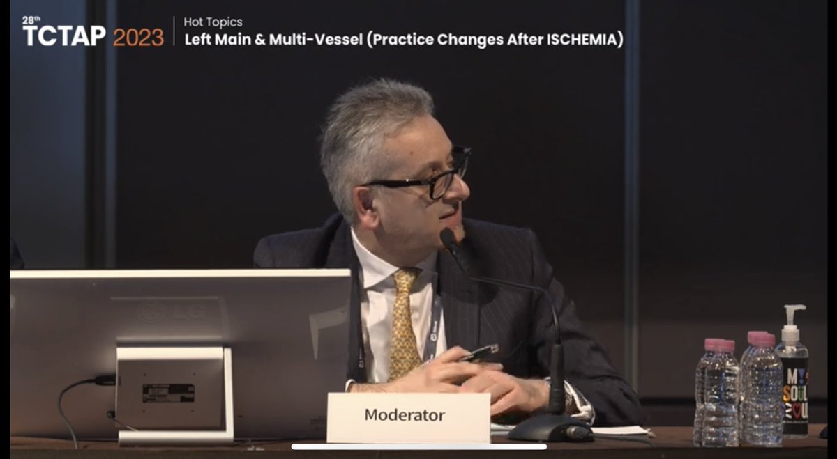 Hragy's tweet image. ⁦@mmamas1973⁩ asks how to assess LM? Angio ? IVUS? CCTA? Physiology? All? #TCTAP2023