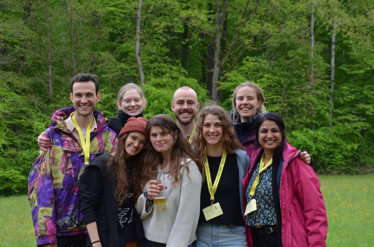 Thank you to our helpers, Nina, Alisea and Nadia during the event days! 🎉🎉 

Last but not least,  #NeuroDoWo2023 is for PhD students and BY PhD students!!  Here's a big shout-out to the organizers for working hard over the last 8 months to pull a great conference! 🧠🤓🥳