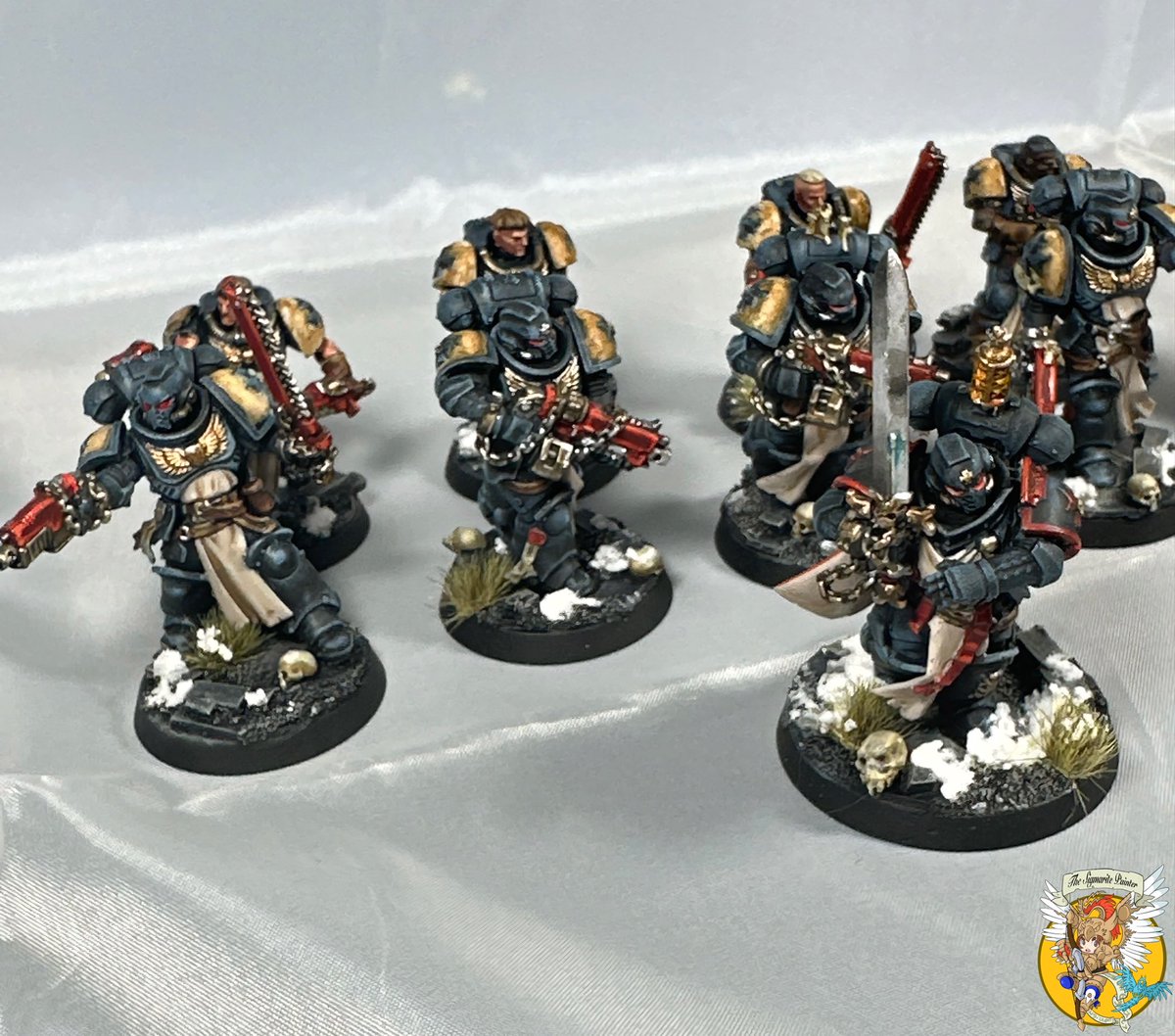 Here are an few group pictures of my first #PrimarisCrusaderSquad for the #SpaceMarines of the #BlackTemplars in #Warhammer40K. #WarhammerCommunity #PaintingWarhanmer #TheEternalCrusade #TheEternalCrusaders #EternalCrusade #PaintingWarhammer40K #warhammer40000