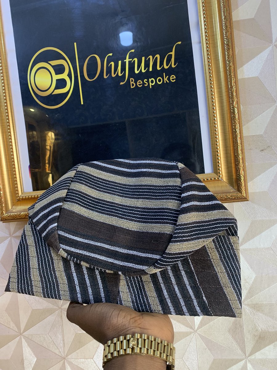 Olufund_Bespoke's tweet photo. Do you need new set of kaftans and trad caps ??

Get 25 kaftans and 30 trad caps at 1 million naira (1,000,000N)

We deliver Worldwide. https://t.co/dOsiaM96uI