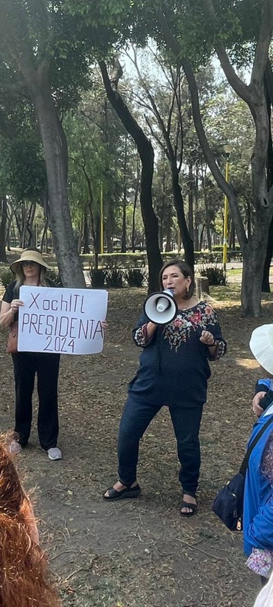 maab1105's tweet image. ¿Cuanta eroticidad verdad? ¿Alguien que tendra el onlyfans de Cochitl Gálvez @XochitlGalvez? que lo comparta por favor traigo ganas de vomitar. 
#Formula1WorksWithNARCOS