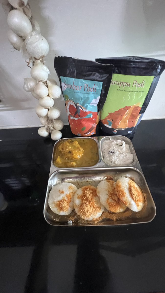 Idali ho ya Vadai sambar
Dosa ho ya rasam achar
Asali masale sach sach
SAI PODI SAI PODIch😊 <a href="/sftmumbai/">Sai 🚩</a> pardon me for a bad copy of MDH but truly the PODIs are great! #MangoSambar #chutney #Idli