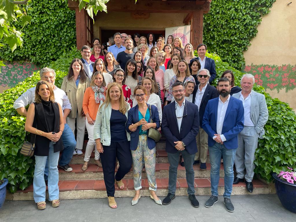 Jornada de encuentro con amigos para debatir, en un ambiente distendido, sobre diferentes aspectos de la reproducción y, muy especialmente, sobre las nuevas medidas de Reproducción Asistida en la C. madrid, con sus sombras y sus luces. Un placer!!!