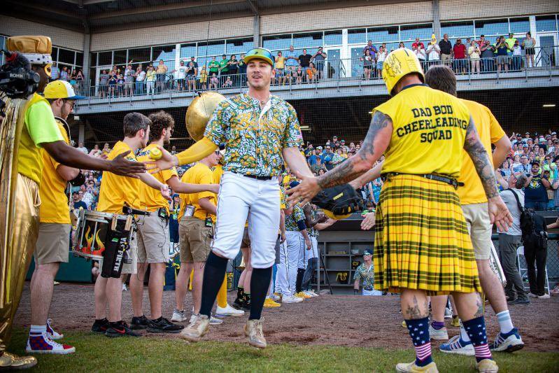 TheSavBananas's tweet photo. Over 20,000 fans went Bananas at Legends Field this weekend! From a thrilling Challenger Series against the Monarchs, former MLB pitcher Jeremy Guthrie making an appearance on the mound, to an electric crowd three nights in a row… we can't thank you enough KC! 🍌💛 https://t.co/0zVnYNirdI